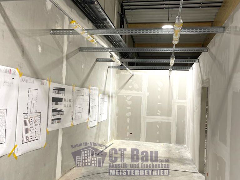 Lloyds Store in Greding